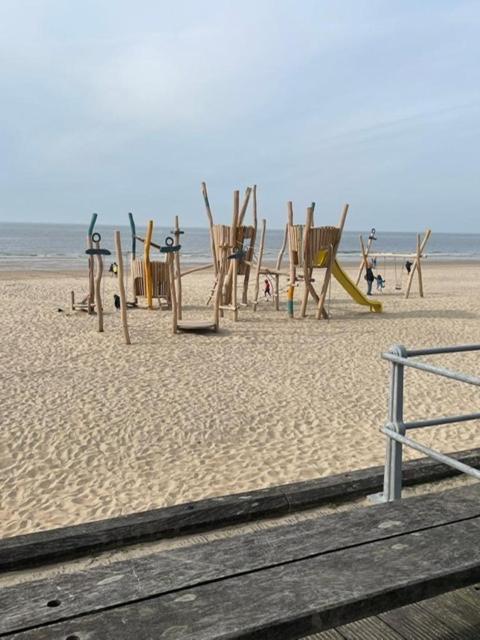 Apartmán Residentie Aldis Met Zeezicht Ostende Exteriér fotografie
